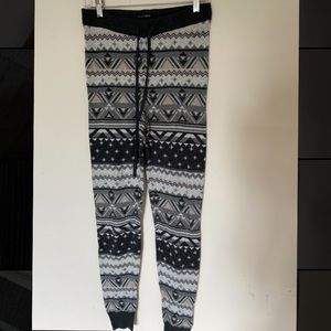american eagle sweater leggings